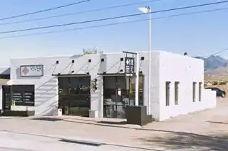 former Mobil station, Kingman two bay flat roof box-shaped former gas station