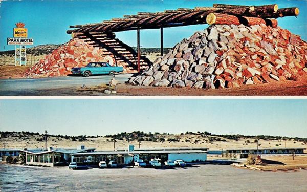 1962 color postcard upper part entrance portico with rock pyramids on each side and hotel sign beyond. Bottom: view of motel and restaurant