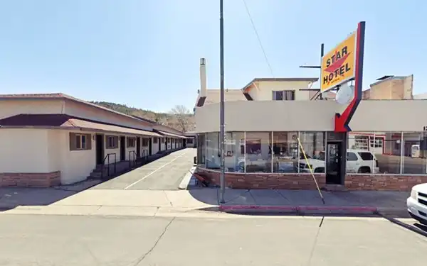 color photo building facing US 66