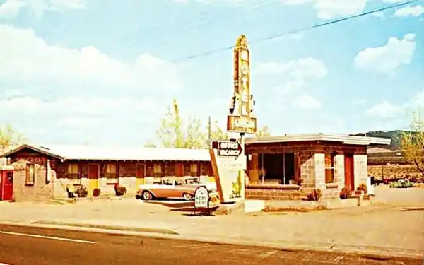 Siesta Motel Old postcard, Siesta Motel