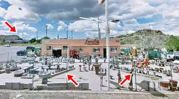 Former Tideway Cafe - Flying A gas station Kingman US66 block-shaped flat-roofed former gas station now store, gas pump islands visible