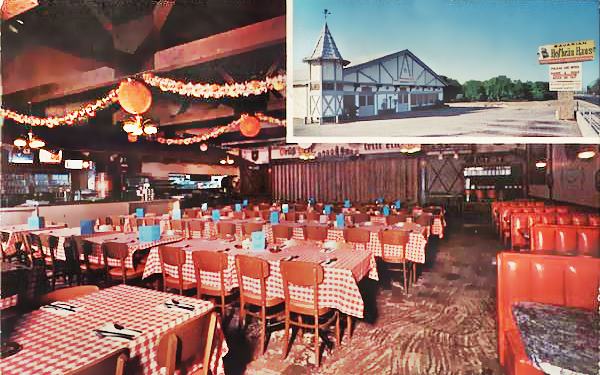1965 color photo postcard: dining area under wood beams roof, red-checkered tablecloths. Inset upper right: wide single story gable roof building, with turret on the left corner