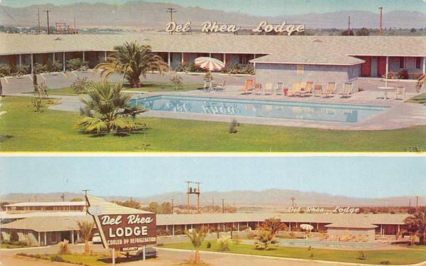 color postcard 1950s, top detail of pool, bottom motel: L-layout, gable roof, lawn 