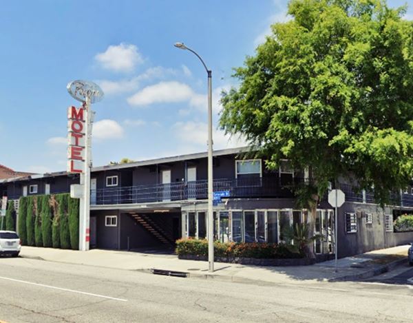 present appearance of the Pasada Motel in Pasadena, Route 66