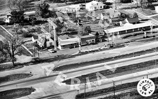 Broadwell aerial photo 1969 aerial black and white photo, highway, restaurant, gas station and motel on US66