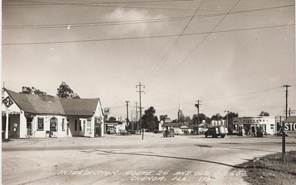 black and white 1940s