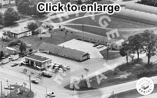 Gleason Mobil and Lexington Motel 1966 Black and white, 1966, aerial view buildings, Main St meets US 66, Mobil Station and Lexington Motel