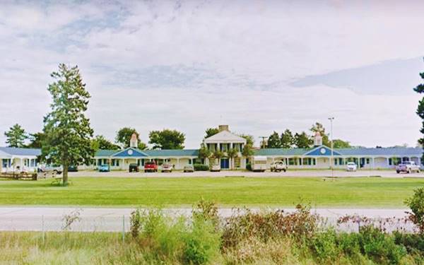 The Manor Motel, current appearance in Joliet Route 66