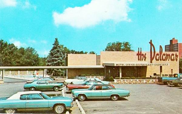 Palamar Motel in a vintage postcard; in Pontiac Route 66