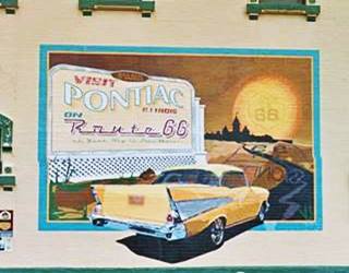 Pontiac Route 66 Mural in Pontiac US66
