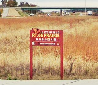 sign marking Route 66 paririe at parking area next to I-55 and US66
