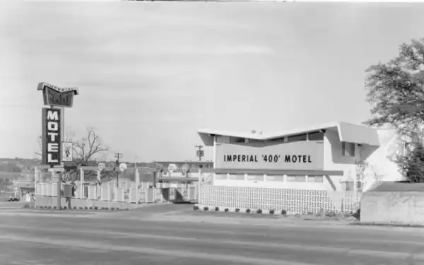 1961s motel photo