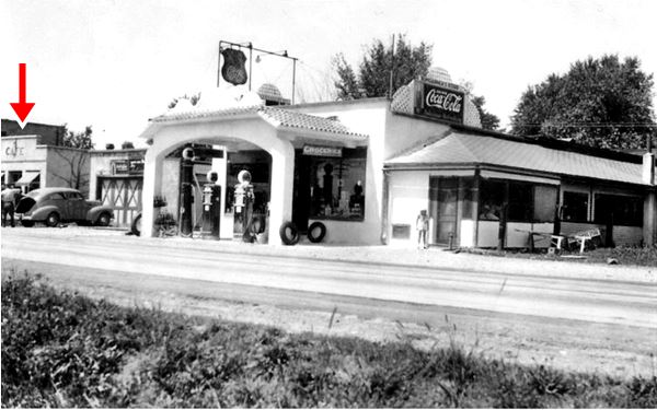 black and white photo c.1940s of US66, gas station, car and Cafe