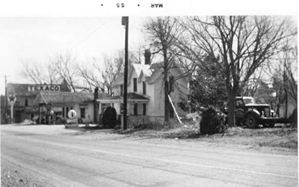 1926 alignment of Route 66 in Phelps black and white photo from 1955