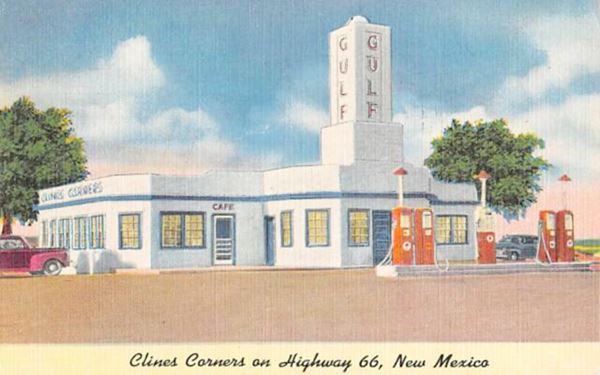 1930s Gulf Gas station and cars