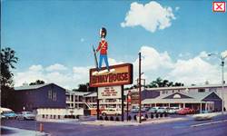 1950s Hiway House #1 motel US66 ABQ 1950s postcard in color, neon sign like a sentry, motel 2 floors, gable roof motel