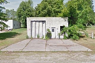 Closed former US 66 gas station