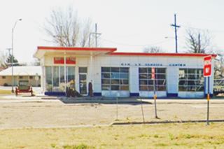 Circle gas station Amarillo Route 66 former 1950s Shell station