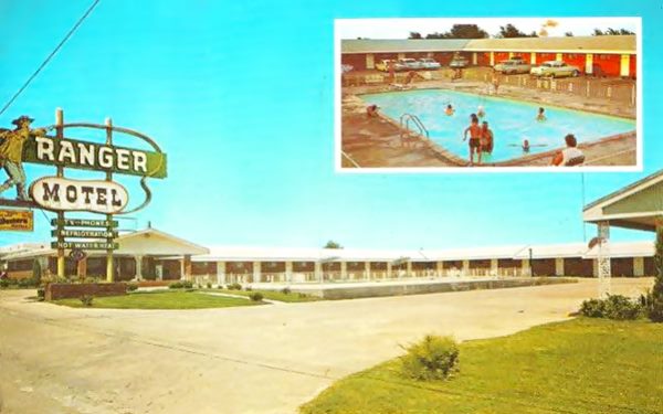 vintage postcard of the Shamrock Ranger Motel